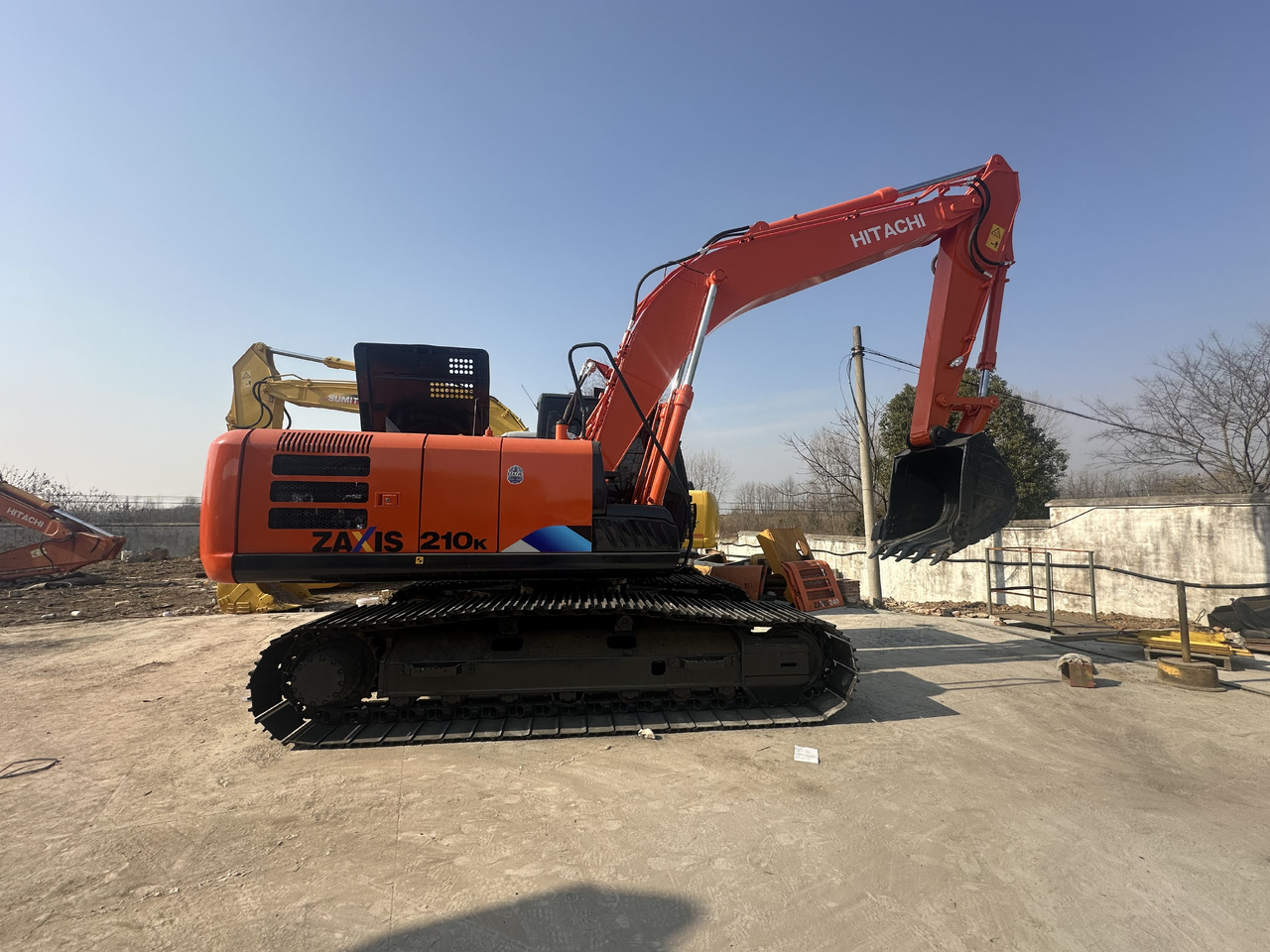 HITACHI Used Excavator ZX210-5G High Quality - 履带式挖掘机:图1 HITACHI Used Excavator ZX210-5G High Quality - 履带式挖掘机:图1