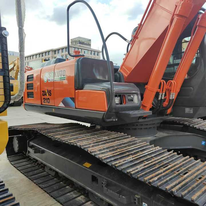 Hitachi Brand Zx210 Crawler Excavator 21tons Digger for Sale Used Hitachi Zx200 210 350 Excavator in Stock on Sale - 挖掘机:图4 Hitachi Brand Zx210 Crawler Excavator 21tons Digger for Sale Used Hitachi Zx200 210 350 Excavator in Stock on Sale - 挖掘机:图4