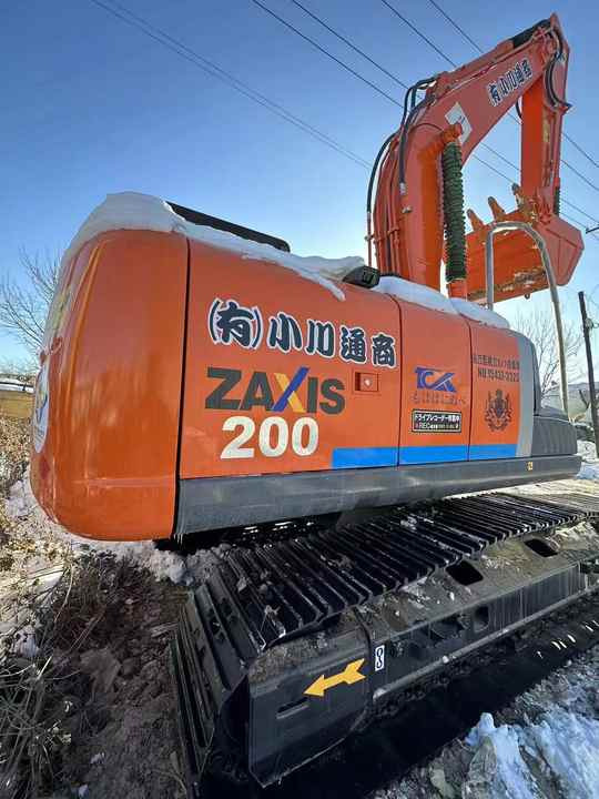 Original Japan Hitachi ZX200-3 Excavator Hitachi Excavator in Low Price for Hot Sale - 履带式挖掘机:图4 Original Japan Hitachi ZX200-3 Excavator Hitachi Excavator in Low Price for Hot Sale - 履带式挖掘机:图4