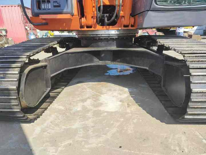 Original Japan Hitachi ZX200-5 Excavator Hitachi Excavator in Low Price for Hot Sale - 履带式挖掘机:图5 Original Japan Hitachi ZX200-5 Excavator Hitachi Excavator in Low Price for Hot Sale - 履带式挖掘机:图5