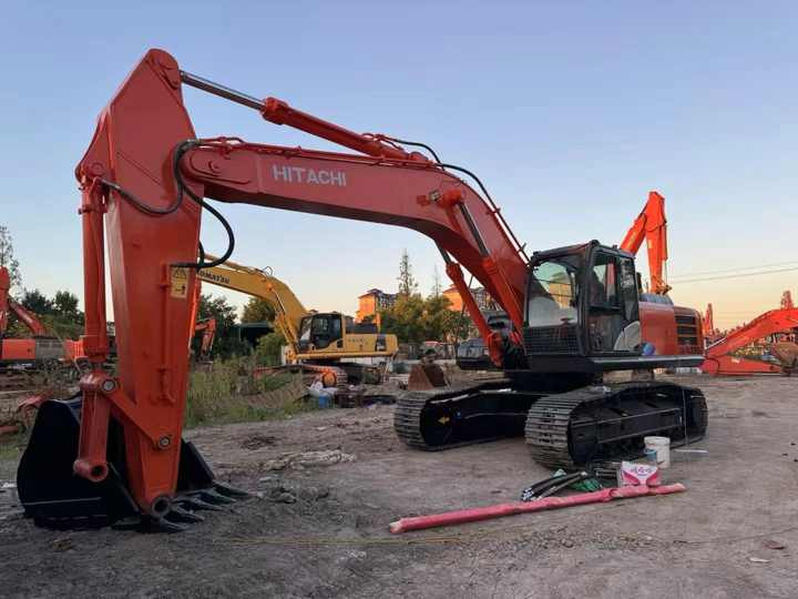 Original Japan Hitachi ZX350 Excavator Hitachi Excavator in Low Price for Hot Sale - 履带式挖掘机:图5 Original Japan Hitachi ZX350 Excavator Hitachi Excavator in Low Price for Hot Sale - 履带式挖掘机:图5