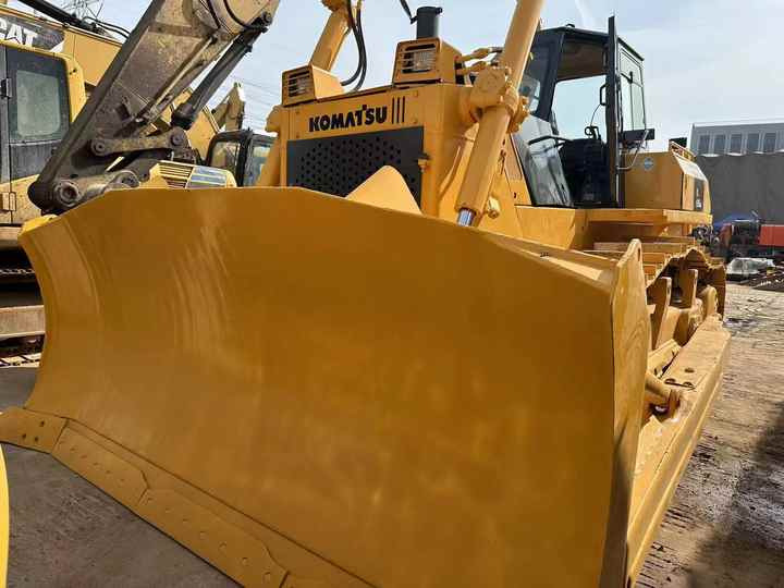 Second Hand Koamtsu D155 Bulldozer Hot Sale , komatsu D60 65 D85 D155 - 推土机:图3 Second Hand Koamtsu D155 Bulldozer Hot Sale , komatsu D60 65 D85 D155 - 推土机:图3