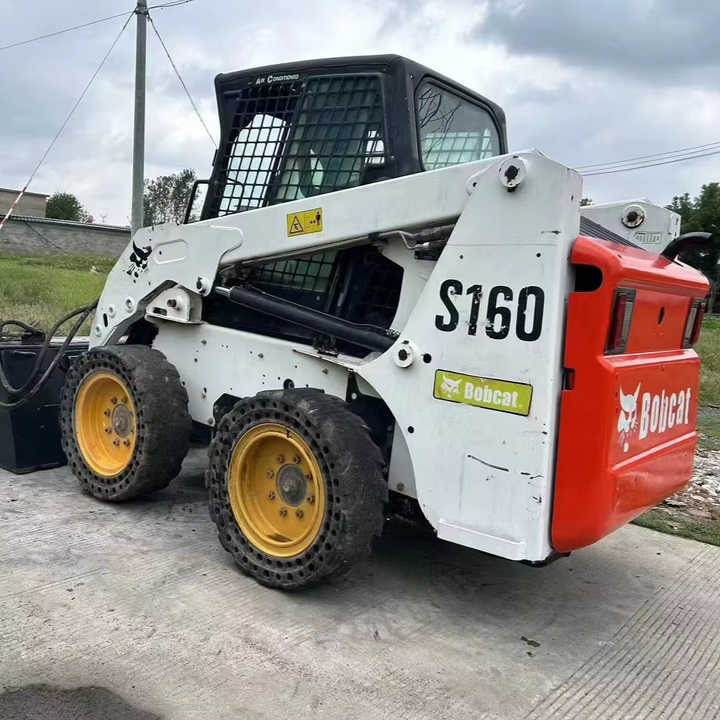 USED BOBCAT S160 Skid-steer Loader with Very Good Performance Is for Sale at a Low Price. - 滑移装载机:图1 USED BOBCAT S160 Skid-steer Loader with Very Good Performance Is for Sale at a Low Price. - 滑移装载机:图1