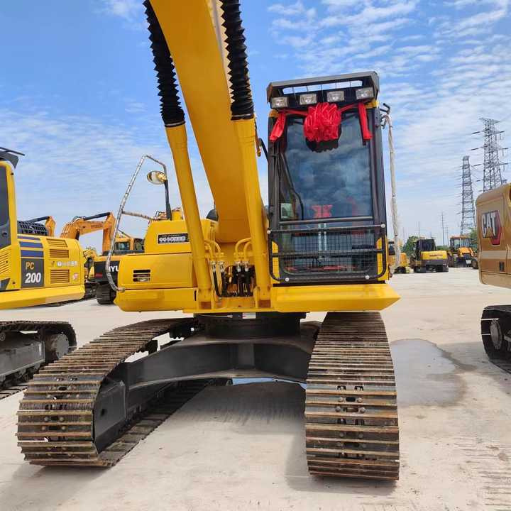 USED komatsu Pc200-8 Excavator with Good Condition for Sale - 履带式挖掘机:图5 USED komatsu Pc200-8 Excavator with Good Condition for Sale - 履带式挖掘机:图5