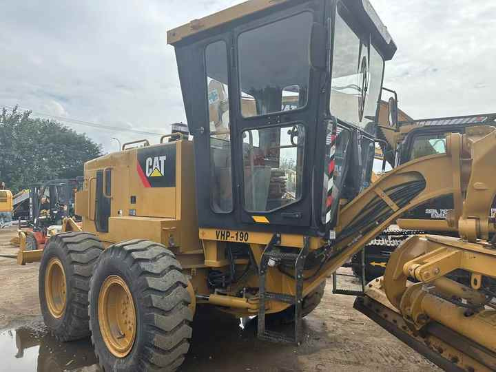Used Caterpillar CAT 140k Land Road Motor Grader CAT140k Used Grader Cheap Price for Sale - 平路机:图5 Used Caterpillar CAT 140k Land Road Motor Grader CAT140k Used Grader Cheap Price for Sale - 平路机:图5