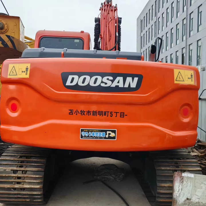 Used Digger DOOSAN DX140 Construction Machinery Construction Digger Used DOOSAN DX140 Cheap Excavator - 履带式挖掘机:图1 Used Digger DOOSAN DX140 Construction Machinery Construction Digger Used DOOSAN DX140 Cheap Excavator - 履带式挖掘机:图1
