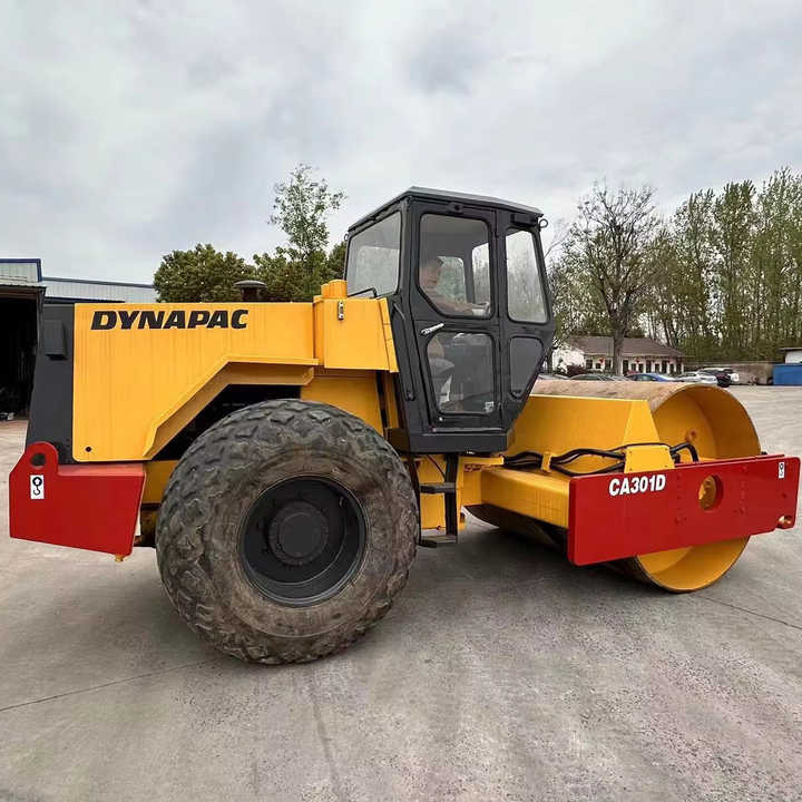 Used Dynapac CA301 Vibratory Roller with Less Working Time and Superior Performance Used Dynapac 251d/301D Roller for Sale - 压路机:图1 Used Dynapac CA301 Vibratory Roller with Less Working Time and Superior Performance Used Dynapac 251d/301D Roller for Sale - 压路机:图1