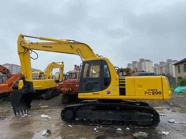Used Good Quality Japan Original PC220-6 in Good Condition PC220-6 Komatsu - 履带式挖掘机:图5 Used Good Quality Japan Original PC220-6 in Good Condition PC220-6 Komatsu - 履带式挖掘机:图5