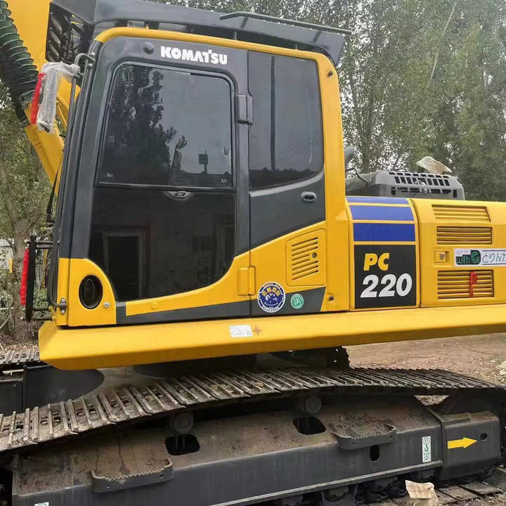 Used Good Quality Japan Original PC220-8 in Good Condition PC220-8 Komatsu - 履带式挖掘机:图1 Used Good Quality Japan Original PC220-8 in Good Condition PC220-8 Komatsu - 履带式挖掘机:图1