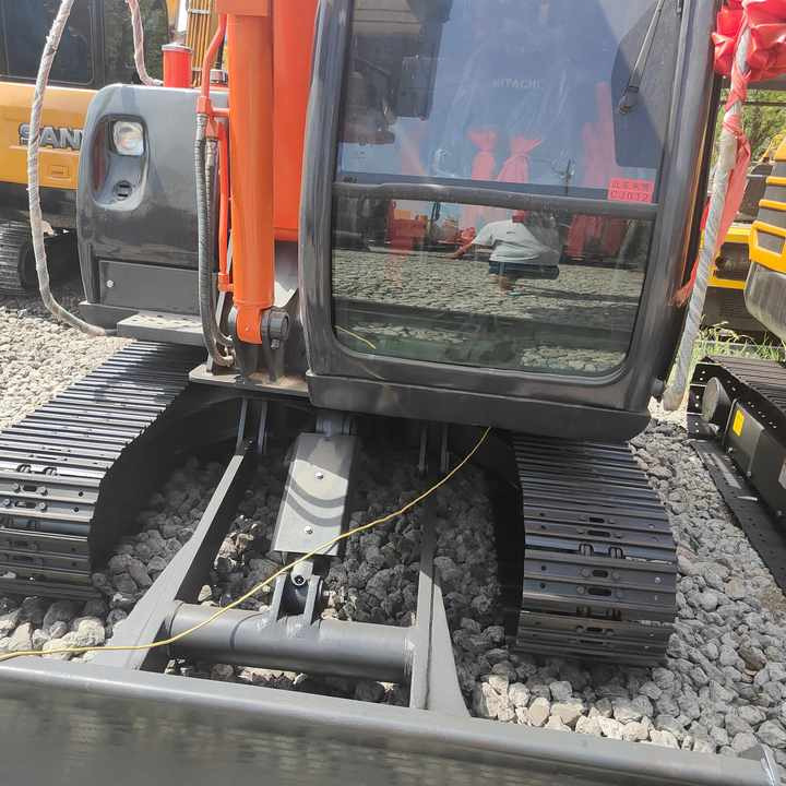 Used Original Japan Brand Hitachi Zx60 Excavator for Sale - 挖掘机:图3 Used Original Japan Brand Hitachi Zx60 Excavator for Sale - 挖掘机:图3