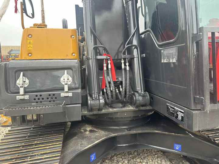 Used Original Volvo EC140 Excavator on Sale - 挖掘机:图3 Used Original Volvo EC140 Excavator on Sale - 挖掘机:图3