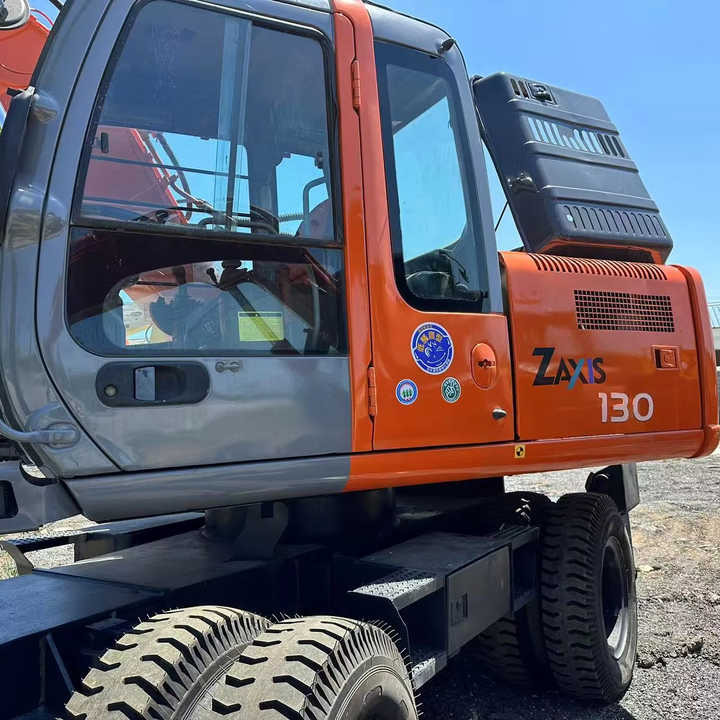 Used Wheel Excavator Hitachi ZX 130W Made in Japan 13ton Hitachi Zx130w Wheel Excavator Price Used Hitachi Zx130 Excavator SALE - 轮式挖掘机:图1 Used Wheel Excavator Hitachi ZX 130W Made in Japan 13ton Hitachi Zx130w Wheel Excavator Price Used Hitachi Zx130 Excavator SALE - 轮式挖掘机:图1