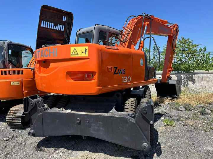 Used Wheel Excavator Hitachi ZX 130W Made in Japan 13ton Hitachi Zx130w Wheel Excavator Price Used Hitachi Zx130 Excavator SALE - 轮式挖掘机:图2 Used Wheel Excavator Hitachi ZX 130W Made in Japan 13ton Hitachi Zx130w Wheel Excavator Price Used Hitachi Zx130 Excavator SALE - 轮式挖掘机:图2