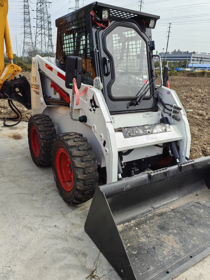 BOBCAT S18 - 滑移装载机:图2 BOBCAT S18 - 滑移装载机:图2