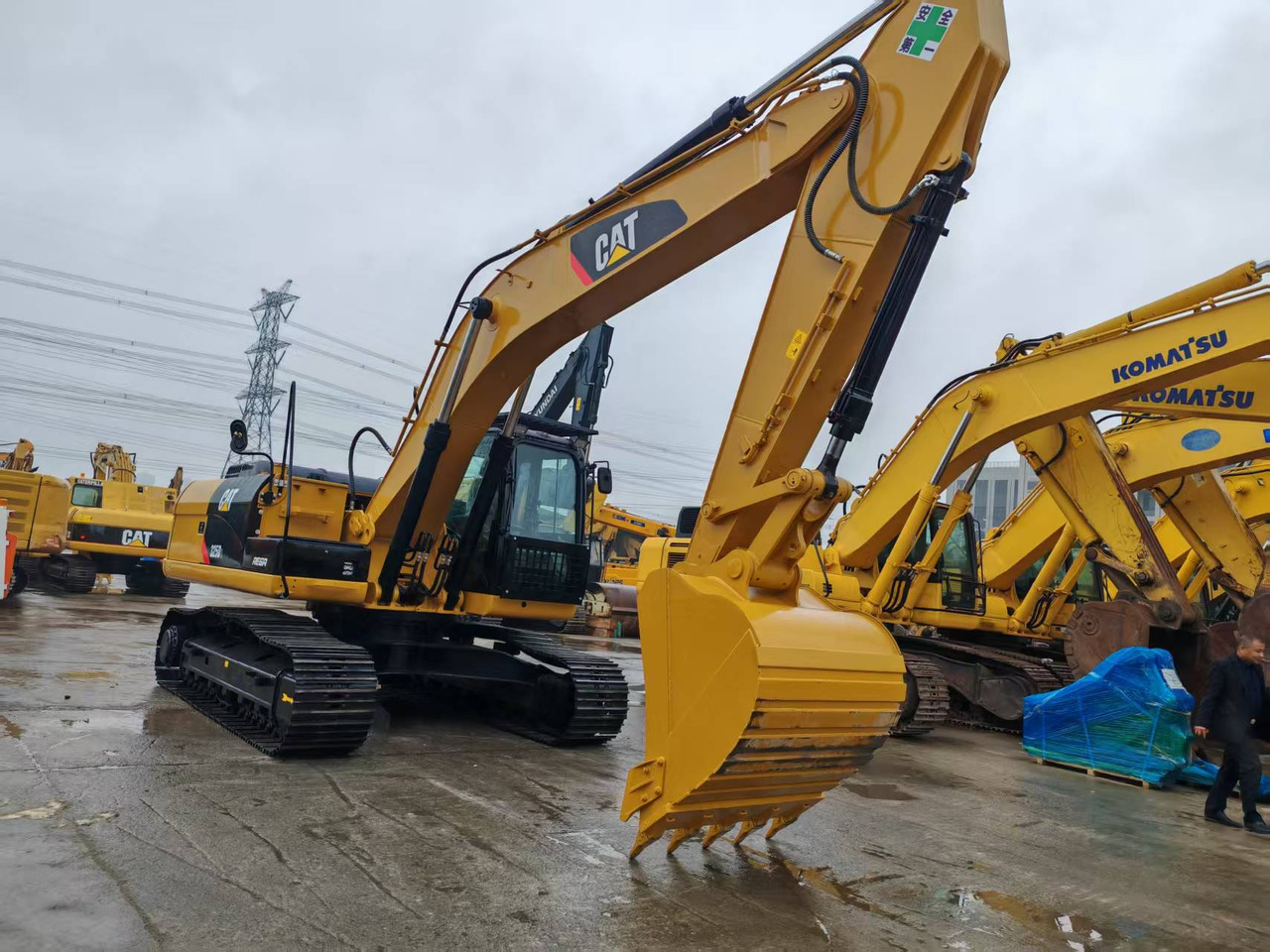CATERPILLAR 325D - 履带式挖掘机:图2 CATERPILLAR 325D - 履带式挖掘机:图2