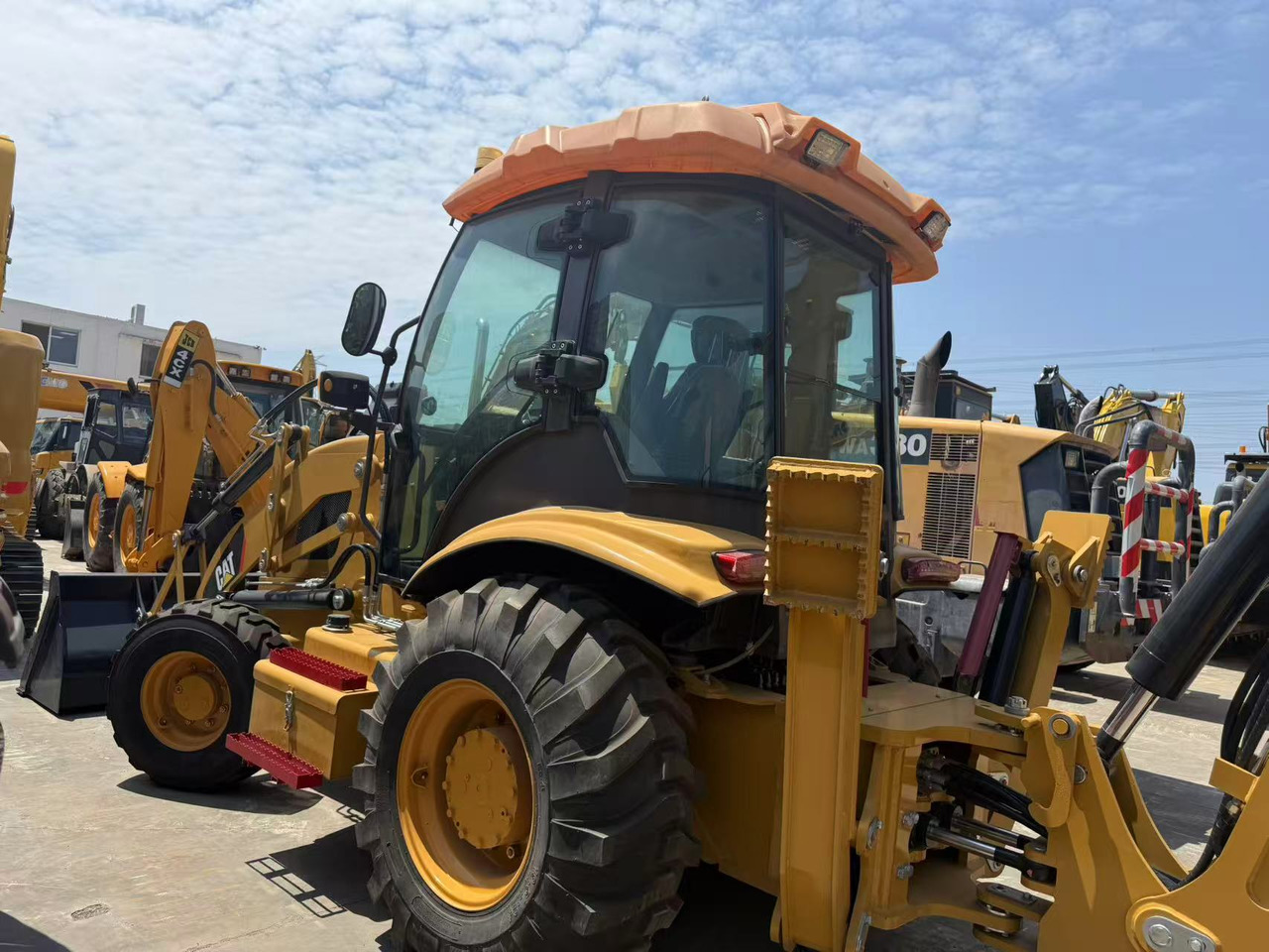 CATERPILLAR 420F - 反铲装载机:图4 CATERPILLAR 420F - 反铲装载机:图4
