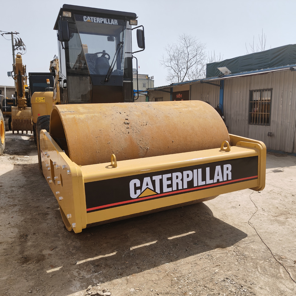 CATERPILLAR 683E - 压路机:图3 CATERPILLAR 683E - 压路机:图3