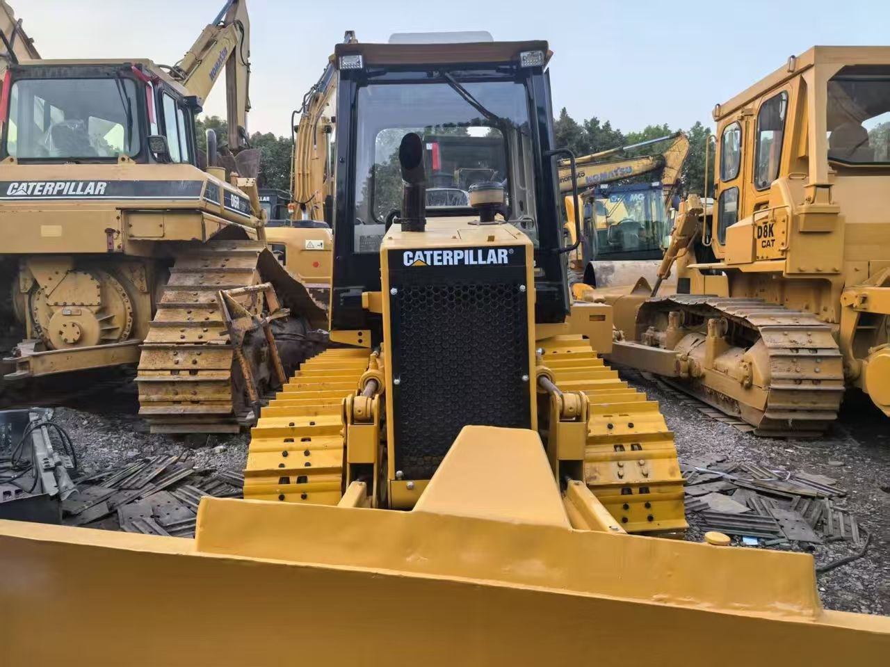 CATERPILLAR D3C - 推土机:图1 CATERPILLAR D3C - 推土机:图1