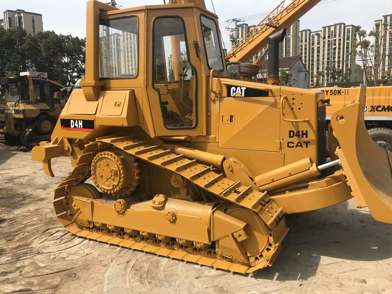 CATERPILLAR D4H - 推土机:图4 CATERPILLAR D4H - 推土机:图4