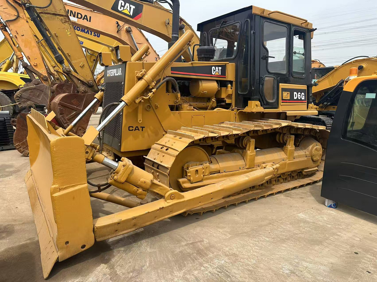 CATERPILLAR D6G - 推土机:图3 CATERPILLAR D6G - 推土机:图3