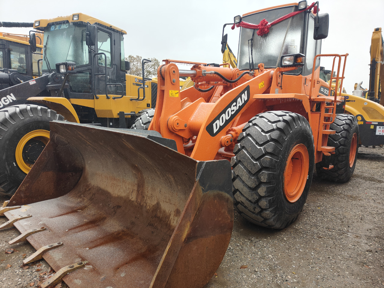DOOSAN DL505 - 轮式装载机:图4 DOOSAN DL505 - 轮式装载机:图4