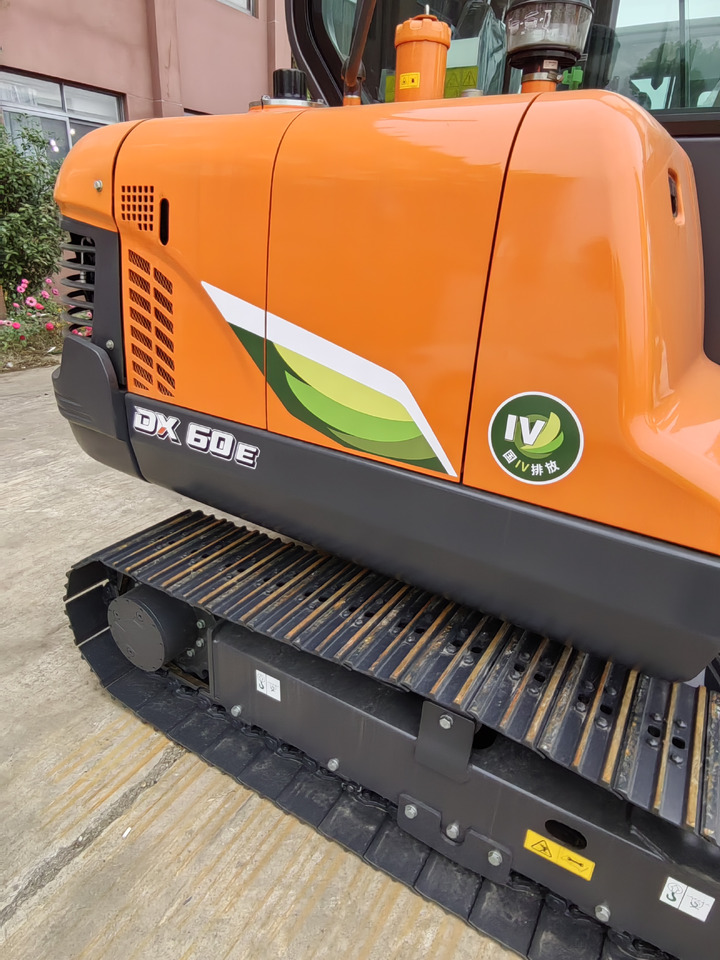 DOOSAN DX60E-10N - 履带式挖掘机:图3 DOOSAN DX60E-10N - 履带式挖掘机:图3