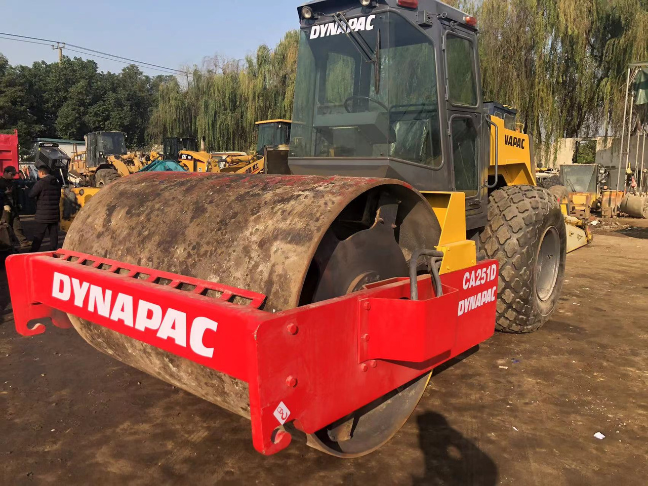 DYNAPAC CA251D - 压路机:图3 DYNAPAC CA251D - 压路机:图3
