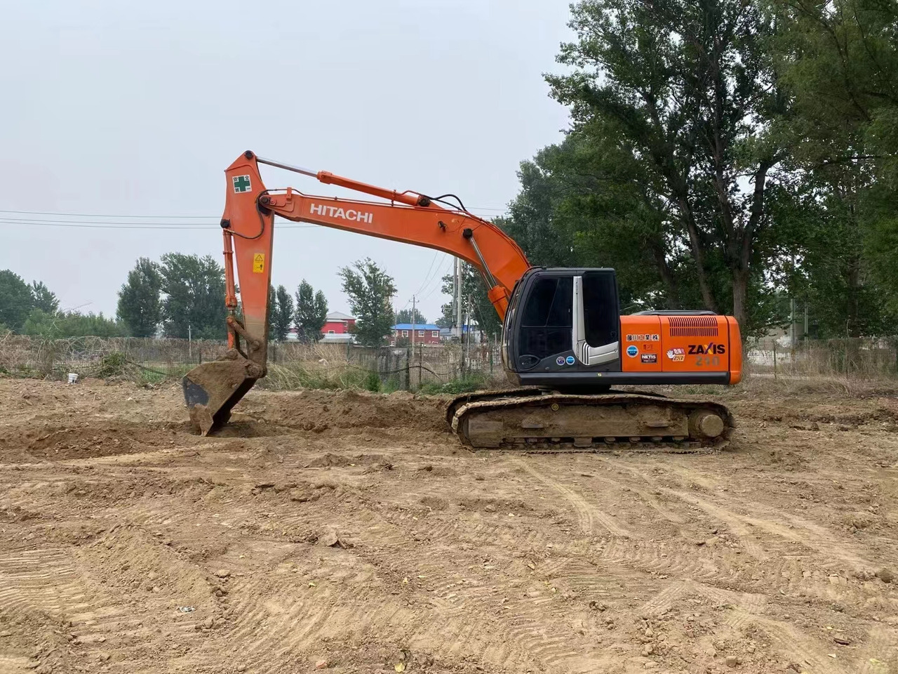 HITACHI ZX210-3G - 履带式挖掘机:图2 HITACHI ZX210-3G - 履带式挖掘机:图2