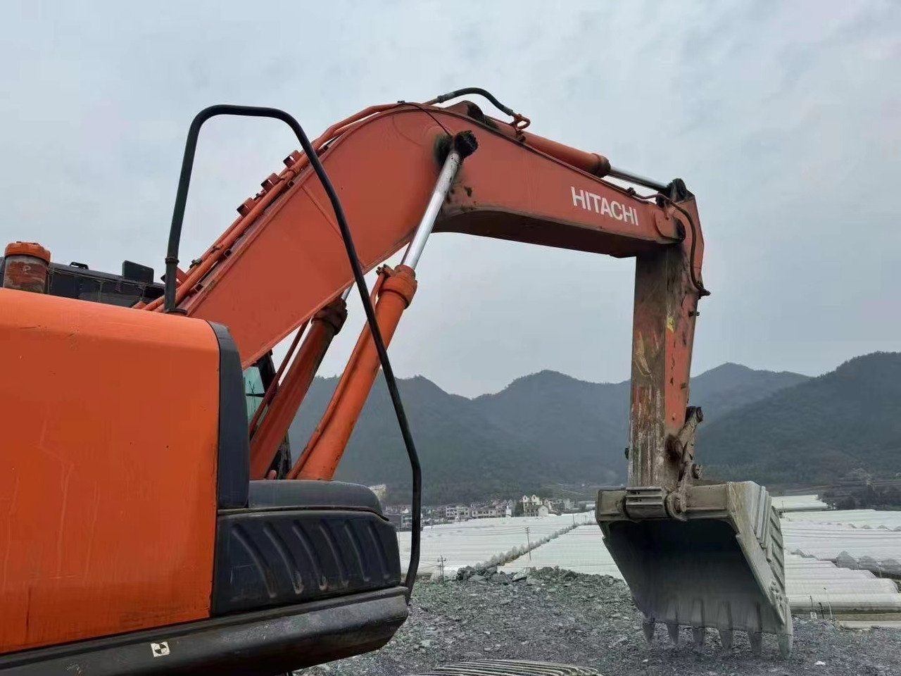 HITACHI ZX360-5G - 履带式挖掘机:图4 HITACHI ZX360-5G - 履带式挖掘机:图4