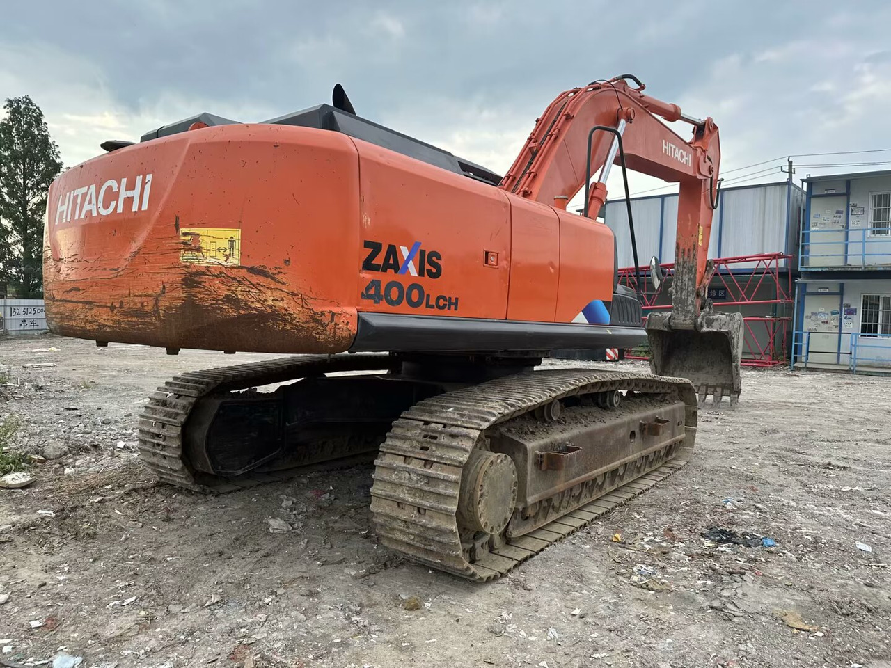 HITACHI ZX400LCH - 履带式挖掘机:图2 HITACHI ZX400LCH - 履带式挖掘机:图2