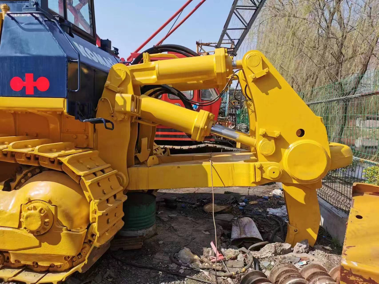 KOMATSU D155A-2 - 推土机:图4 KOMATSU D155A-2 - 推土机:图4