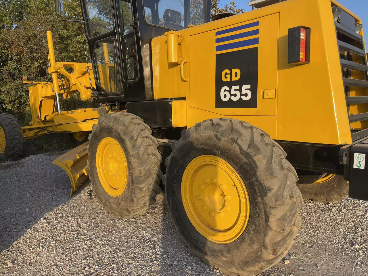 KOMATSU GD655 - 平路机:图3 KOMATSU GD655 - 平路机:图3