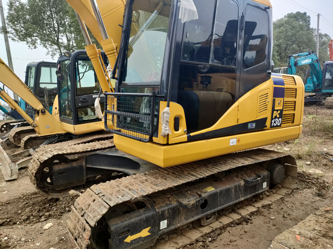 KOMATSU PC130-7 - 轮式挖掘机:图4 KOMATSU PC130-7 - 轮式挖掘机:图4