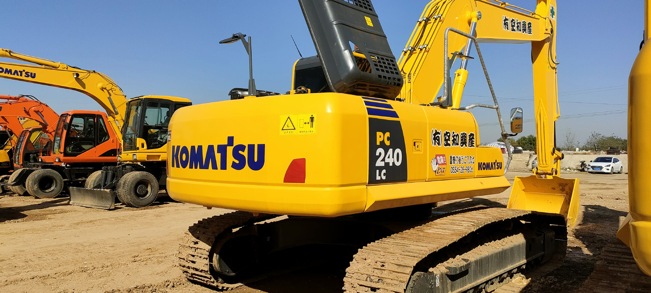 KOMATSU PC240-8 - 履带式挖掘机:图5 KOMATSU PC240-8 - 履带式挖掘机:图5