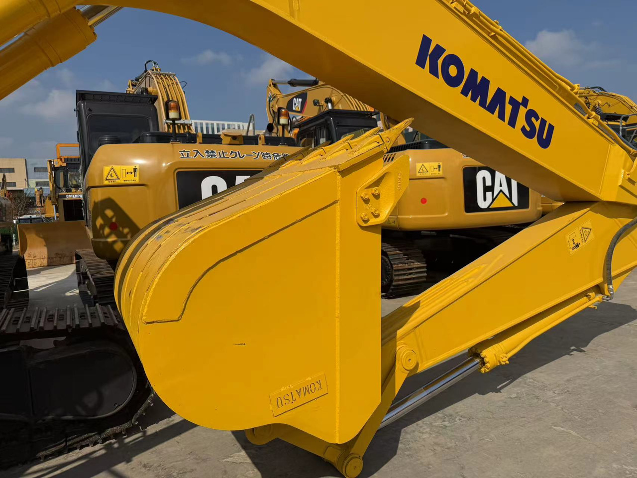 KOMATSU PC300-8 - 履带式挖掘机:图5 KOMATSU PC300-8 - 履带式挖掘机:图5