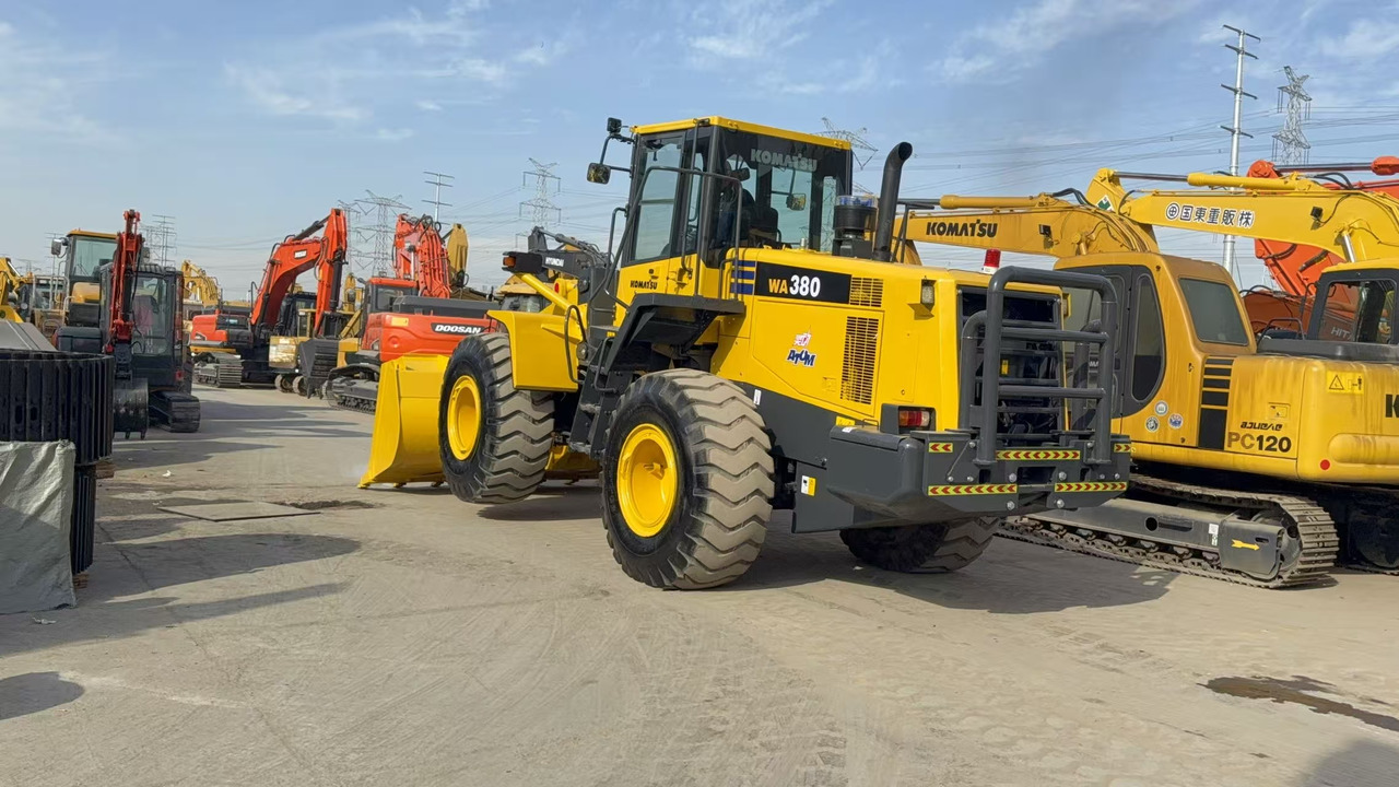 KOMATSU WA380-6 - 轮式装载机:图5 KOMATSU WA380-6 - 轮式装载机:图5