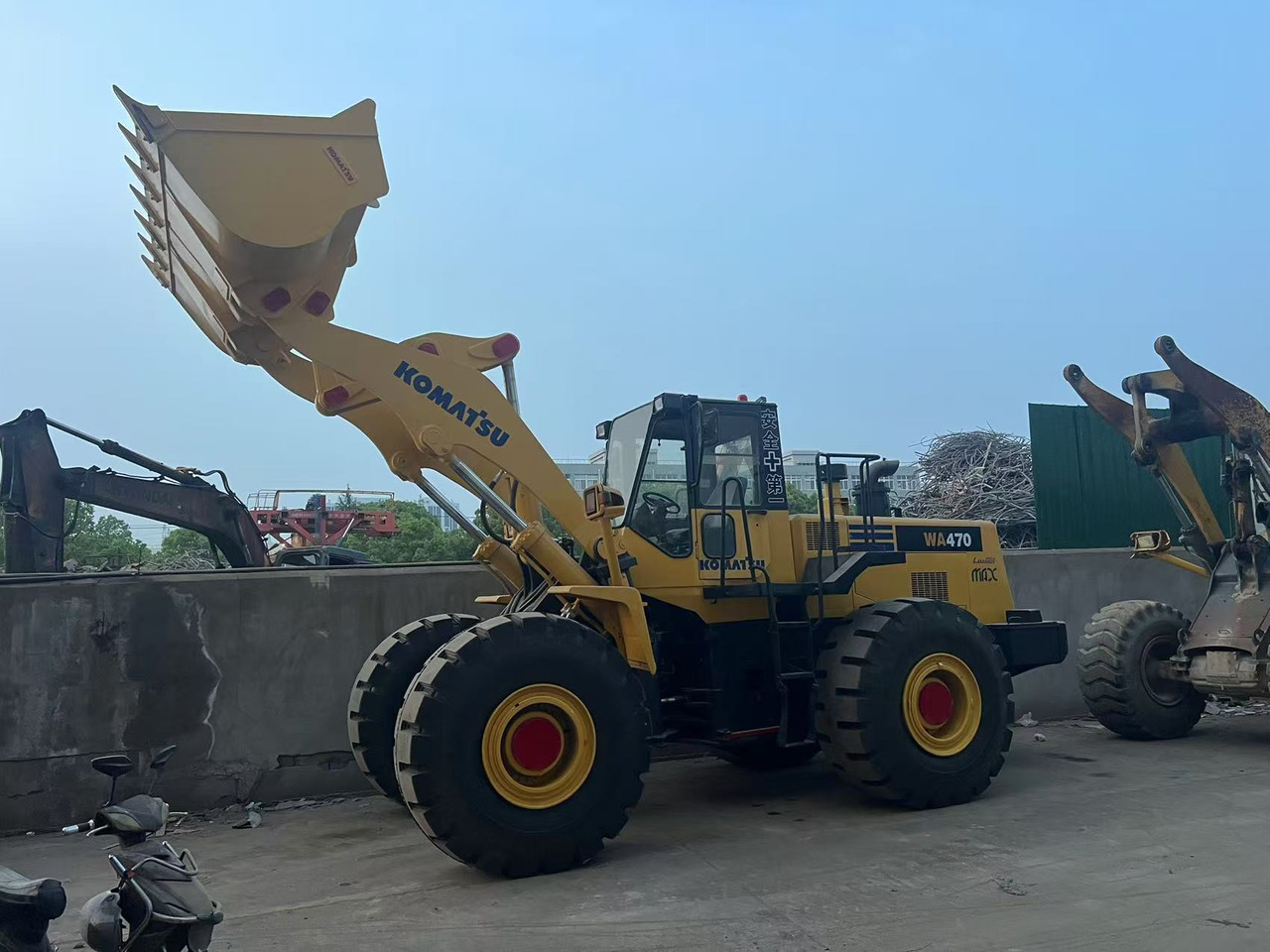KOMATSU WA470-3 - 轮式装载机:图2 KOMATSU WA470-3 - 轮式装载机:图2