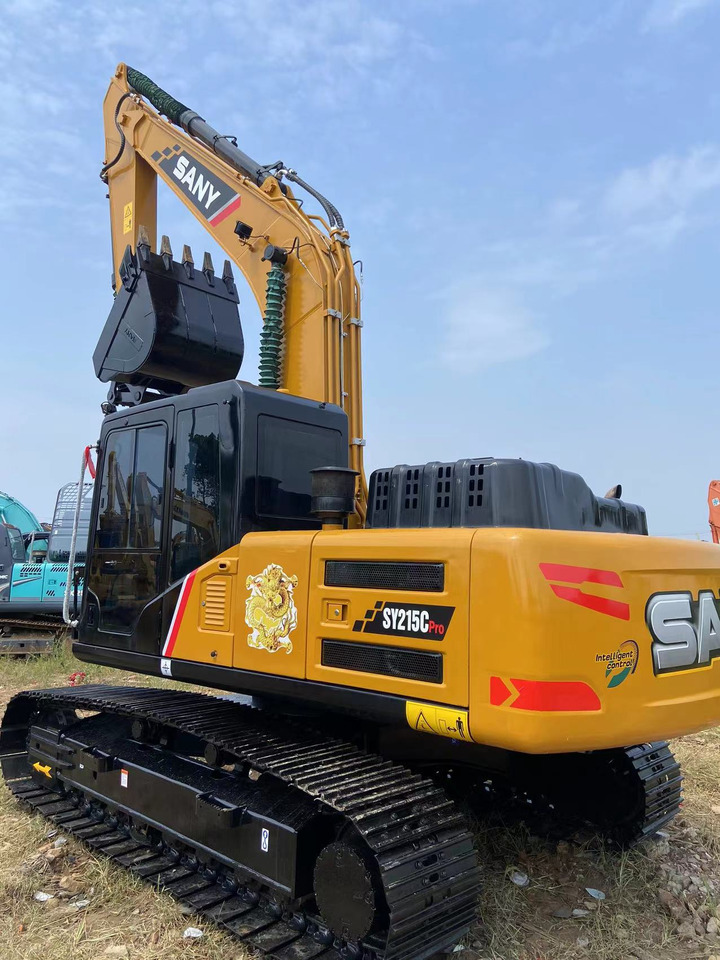 SANY SY215C - 履带式挖掘机:图4 SANY SY215C - 履带式挖掘机:图4