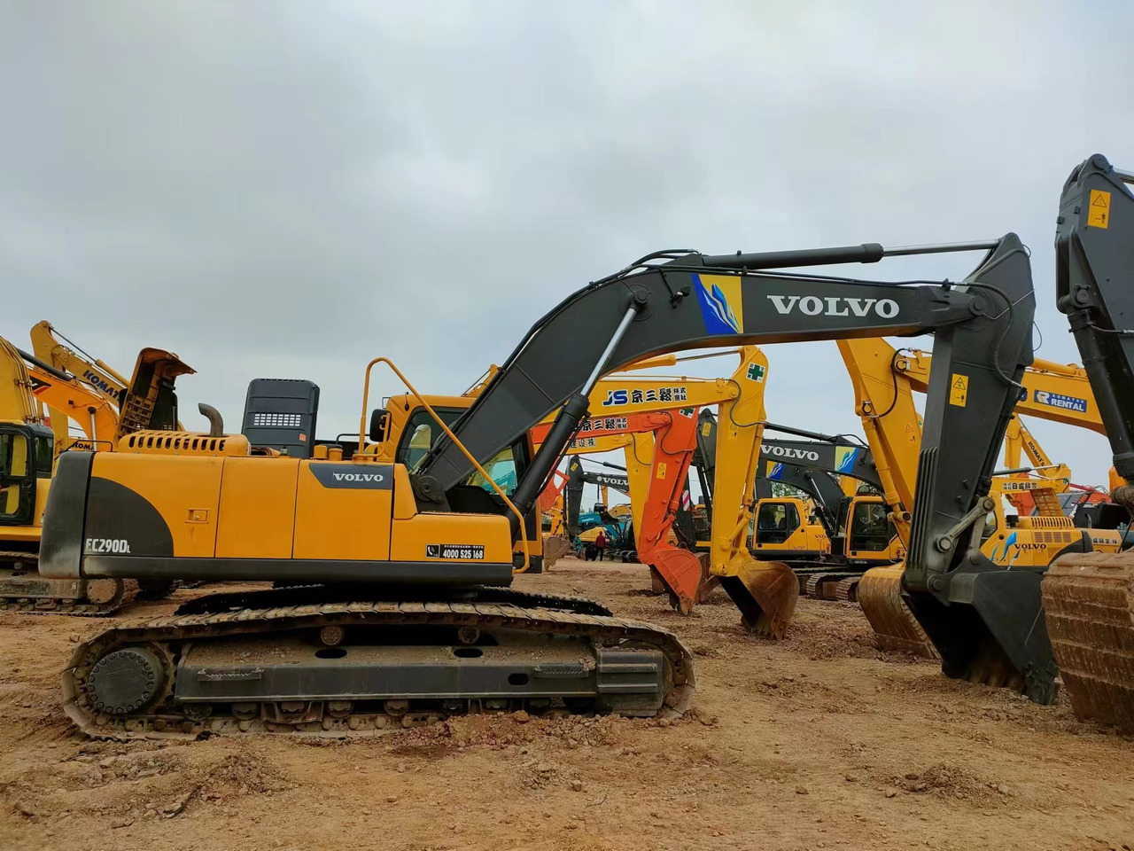 VOLVO EC290 - 履带式挖掘机:图5 VOLVO EC290 - 履带式挖掘机:图5
