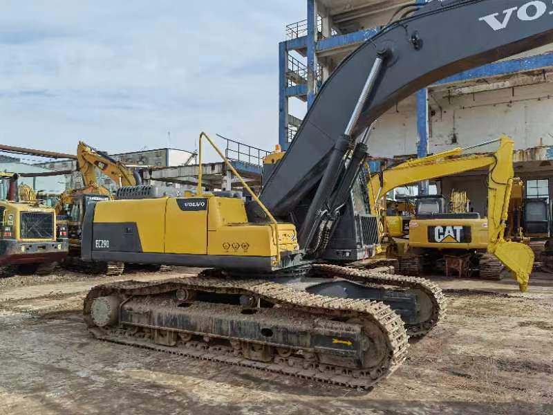 VOLVO EC290 - 履带式挖掘机:图3 VOLVO EC290 - 履带式挖掘机:图3