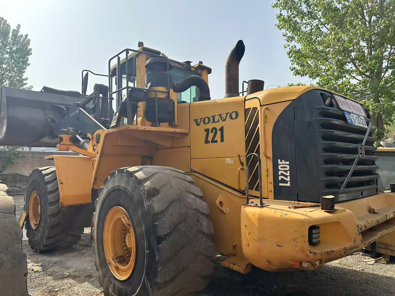 VOLVO L220F - 轮式装载机:图1 VOLVO L220F - 轮式装载机:图1