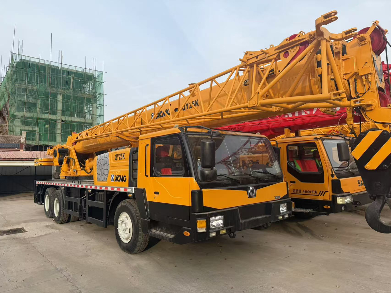 XCMG QY25K5C - 移动式起重机:图1 XCMG QY25K5C - 移动式起重机:图1