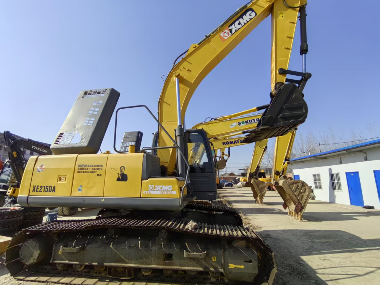 XCMG XE215DA - 履带式挖掘机:图3 XCMG XE215DA - 履带式挖掘机:图3