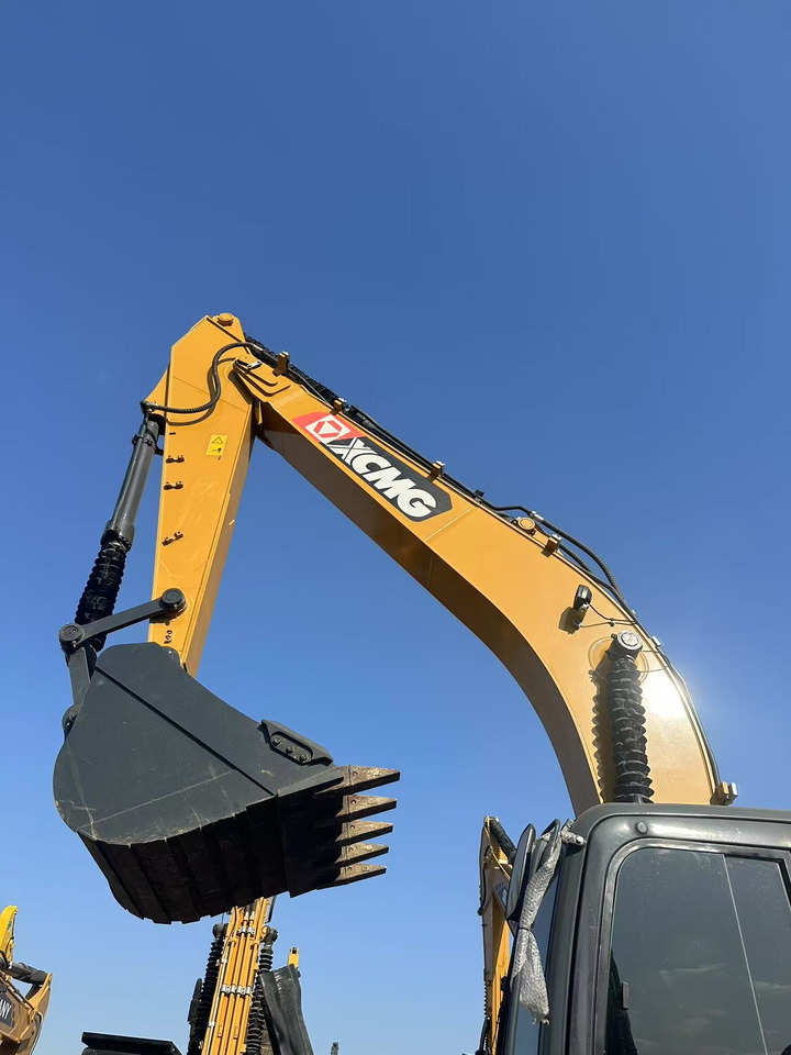 XCMG XE305DA - 履带式挖掘机:图4 XCMG XE305DA - 履带式挖掘机:图4