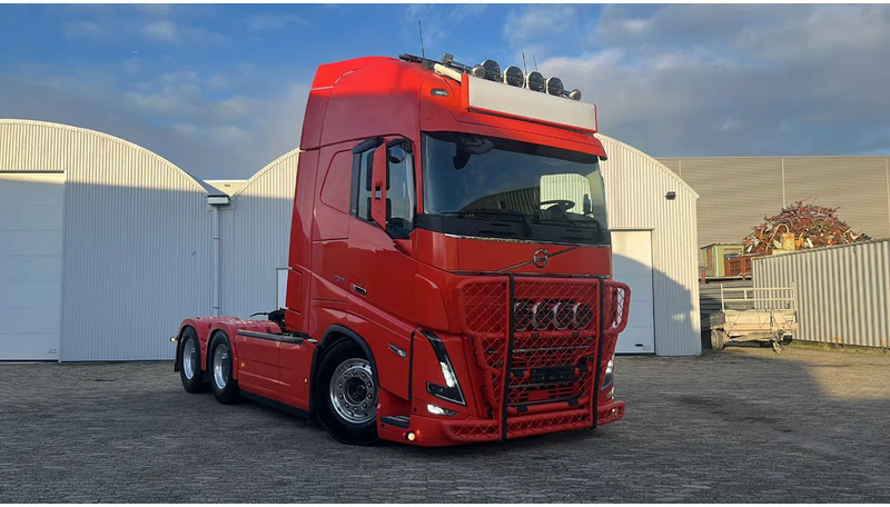 Volvo FH 16.750 FH 16 6x4 - 牵引车:图1 Volvo FH 16.750 FH 16 6x4 - 牵引车:图1