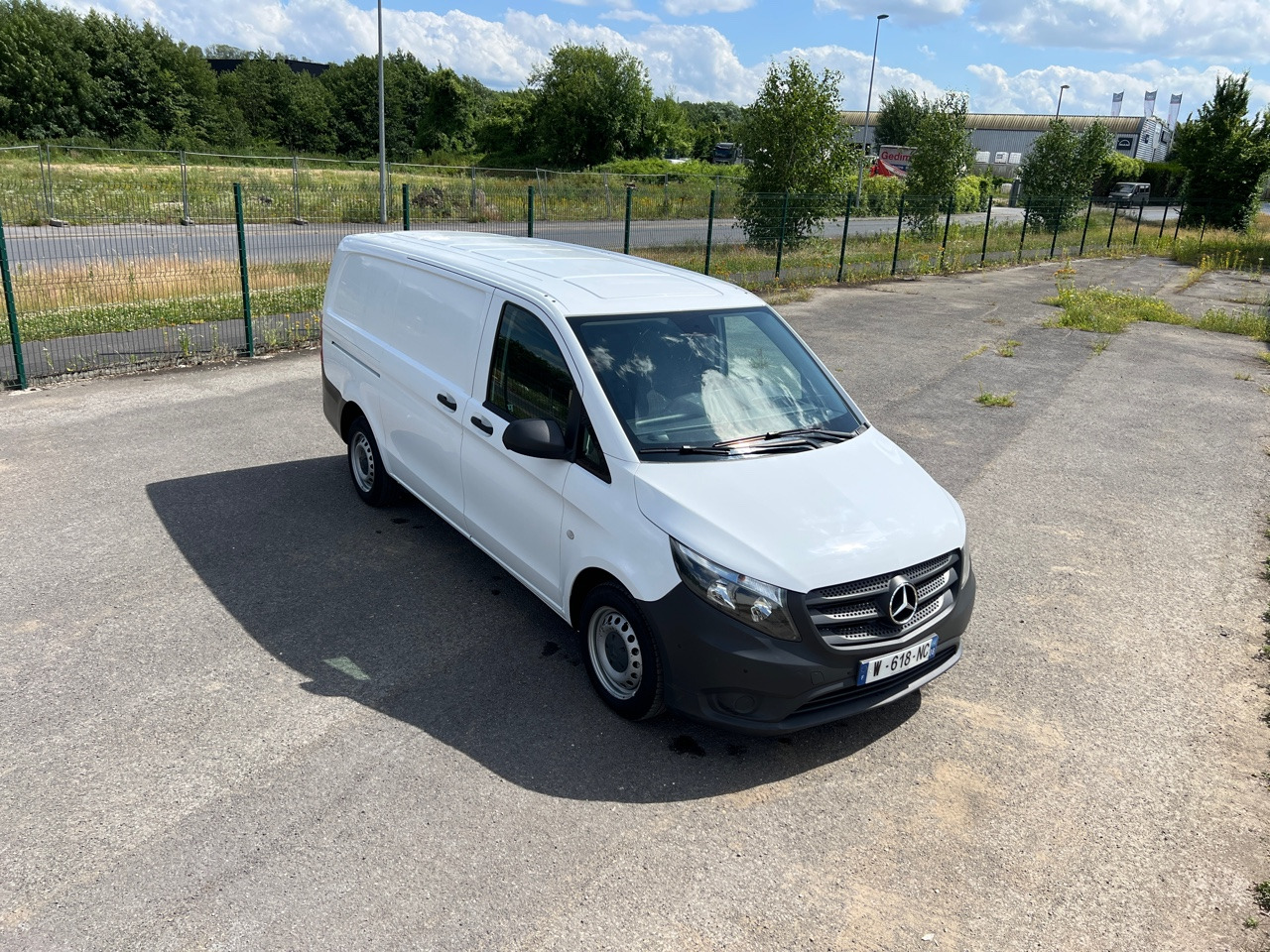 MERCEDES-BENZ VITO 109 Fourgon 1.6 BlueTEC Long Utilitaire - 无侧窗厢式货车:图4 MERCEDES-BENZ VITO 109 Fourgon 1.6 BlueTEC Long Utilitaire - 无侧窗厢式货车:图4