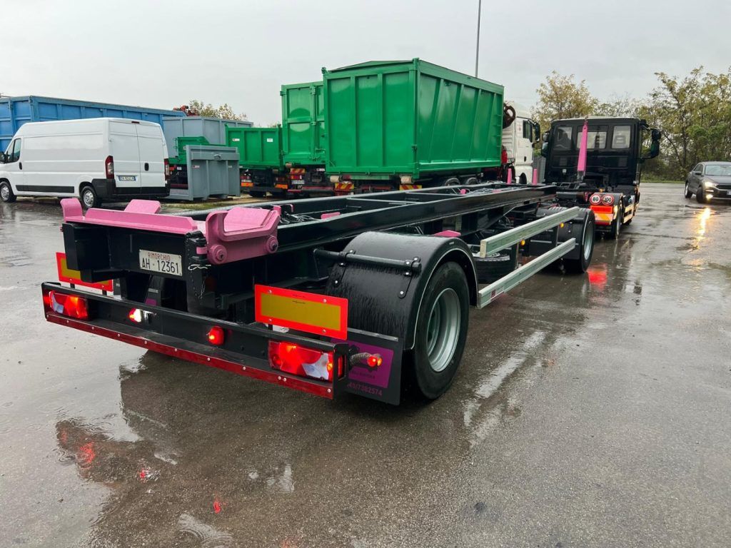 ATLAS RIMORCHIO ATLAS SCARRABILE - 滚出式/ 箕斗拖车:图2 ATLAS RIMORCHIO ATLAS SCARRABILE - 滚出式/ 箕斗拖车:图2