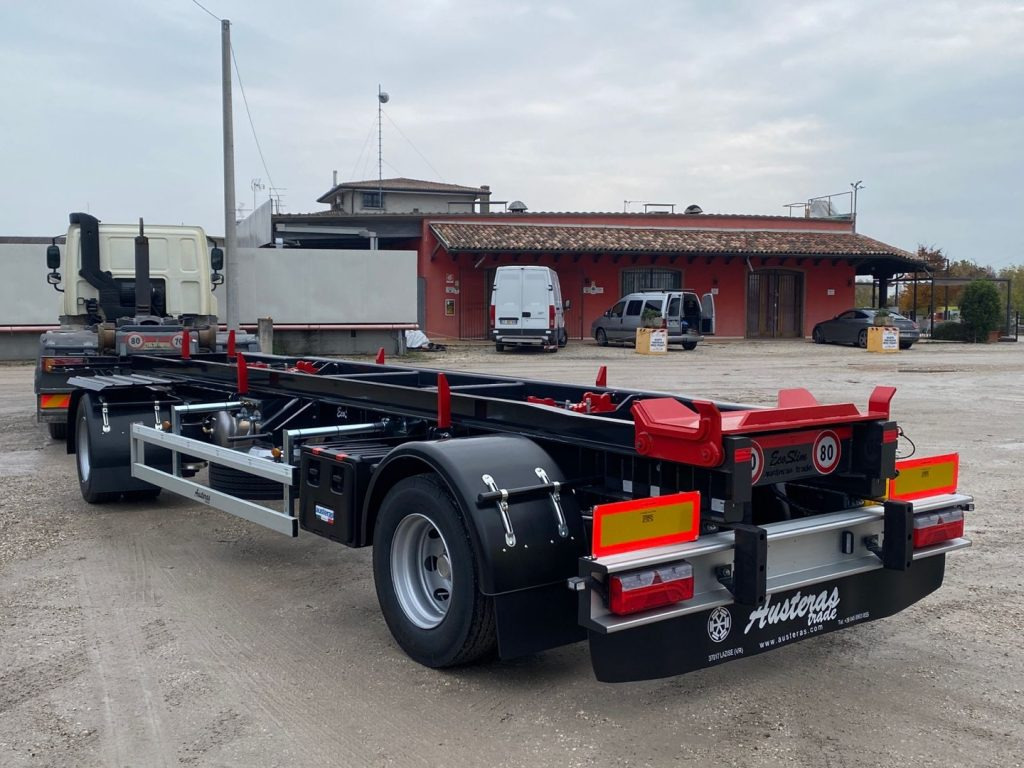AUSTERAS RIMORCHIO NUOVO AUSTERAS SCARRABILE PNEUMATICO - 滚出式/ 箕斗拖车:图4 AUSTERAS RIMORCHIO NUOVO AUSTERAS SCARRABILE PNEUMATICO - 滚出式/ 箕斗拖车:图4