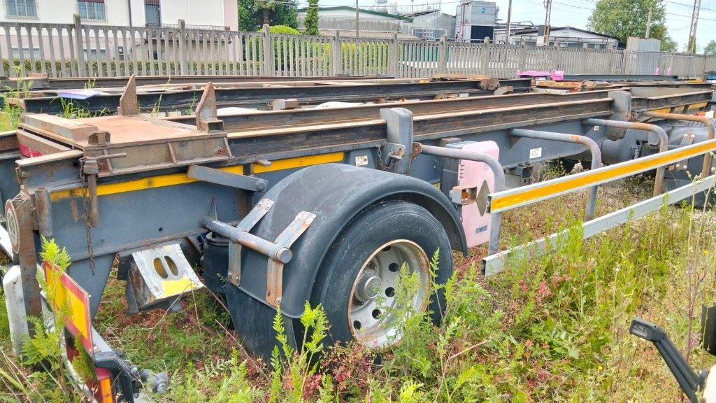 CARDI RIMORCHIO CARDI SCARRABILE PNEUMATICO - 滚出式/ 箕斗拖车:图3 CARDI RIMORCHIO CARDI SCARRABILE PNEUMATICO - 滚出式/ 箕斗拖车:图3