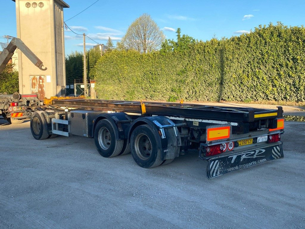 CARDI RIMORCHIO CARDI SCARRABILE RIBALTABILE PNEUMATICO - 滚出式/ 箕斗拖车:图1 CARDI RIMORCHIO CARDI SCARRABILE RIBALTABILE PNEUMATICO - 滚出式/ 箕斗拖车:图1